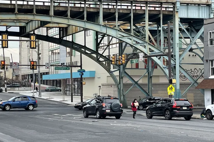 Traffic on Lehigh Avenue