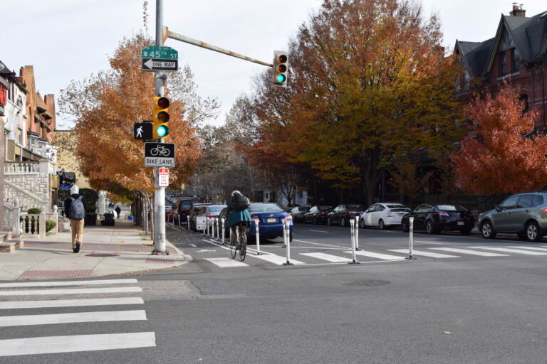 A parking-separated bike lane on Chestnut Street